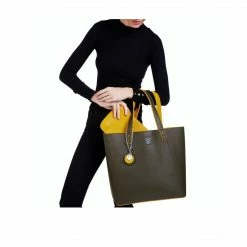 The Morphbag By GSK Reversible Vegan Leather Tote | Green & Mustard Bags 12 The Morphbag By GSK Reversible Vegan Leather Tote | Green & Mustard Bags