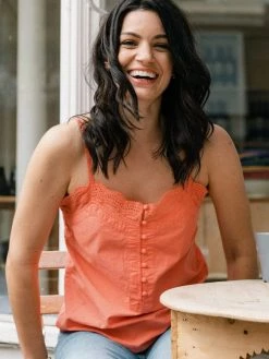 Vildnis Clothing Bardenas Organic Cotton V-neck Camisole | Coral