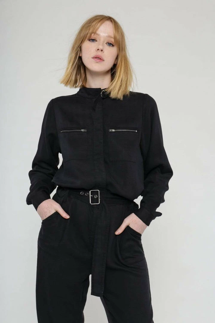 Vildnis Najac Woven TENCEL™ Twill Vegan Silk Boilersuit | Black 5 Vildnis Najac Woven TENCEL™ Twill Vegan Silk Boilersuit | Black