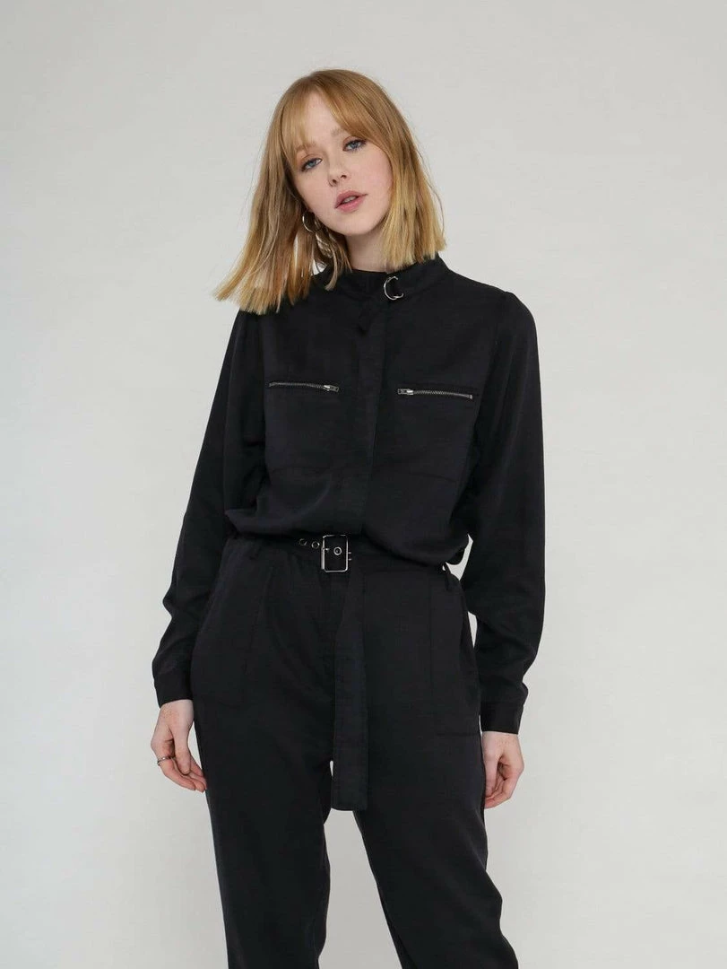 Vildnis Najac Woven TENCEL™ Twill Vegan Silk Boilersuit | Black 4 Vildnis Najac Woven TENCEL™ Twill Vegan Silk Boilersuit | Black