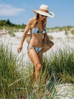 Vildnis Poneloya Lined Knit Jersey Triangle Bikini Top | White Clothing