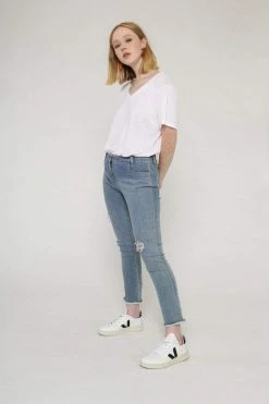 Vildnis Clothing Socotra Organic Cotton Skinny Jeans | Mid Blue