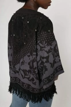 Vildnis Clothing Tekapo TENCEL™ Vegan Silk Fringe Hem Kimono Style Jacket | Black