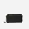 Votch Classic Essentials Apple Leather Vegan Purse | Black Accessories
