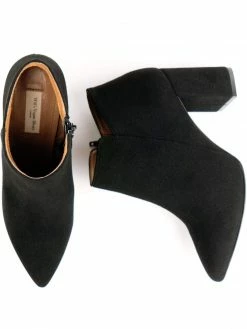 Will's Women's Vegan Suede Point Toe Boots | Black Shoes